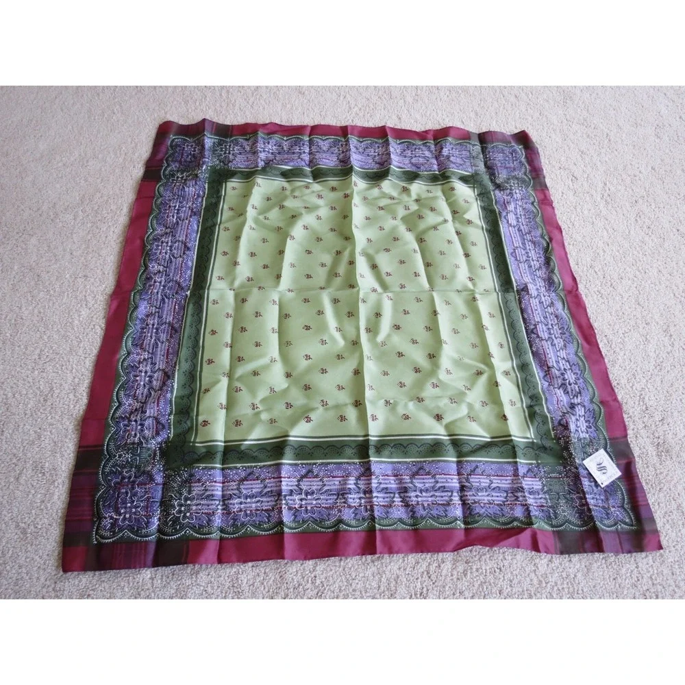 NWT Handdruck Silk Scarf E Sekrya Original Regal Red Caroline Leaf 30x30